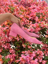 Lade das Bild in den Galerie-Viewer, Erna - Bougainvillea

