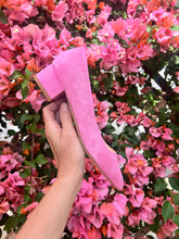 Lade das Bild in den Galerie-Viewer, Erna - Bougainvillea
