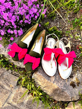 Lade das Bild in den Galerie-Viewer, Balletta Wildleder Loafer Hannah mit Lederschleife - Stillleben -Ballettas 
