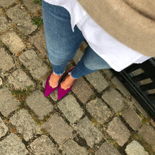 Lade das Bild in den Galerie-Viewer, Meghan - Himbeere
